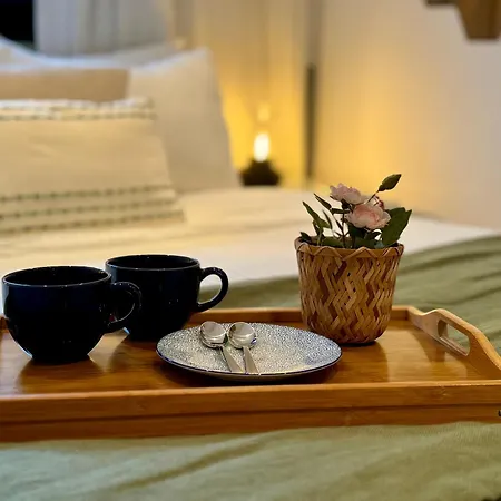 Heart Of Cozy 2br Steps From