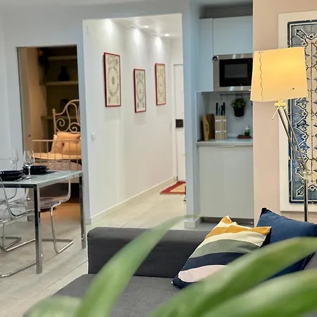 Heart Of Cozy 2br Steps From