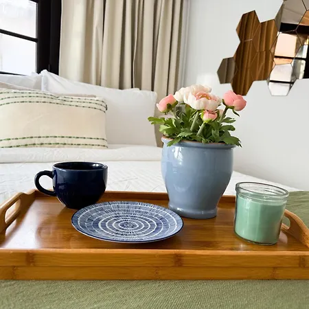 Heart Of Cozy 2br Steps From 카스카이스