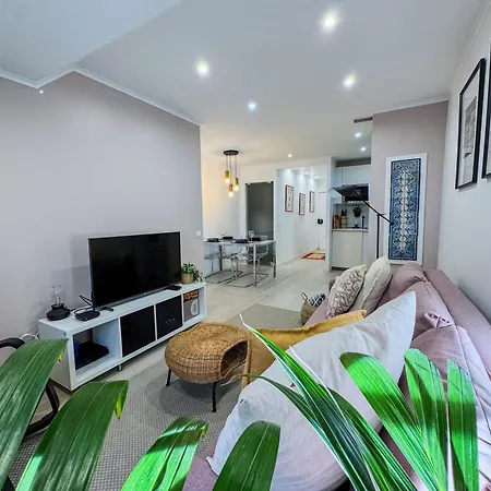 Heart Of Cozy 2br Steps From 아파트 *